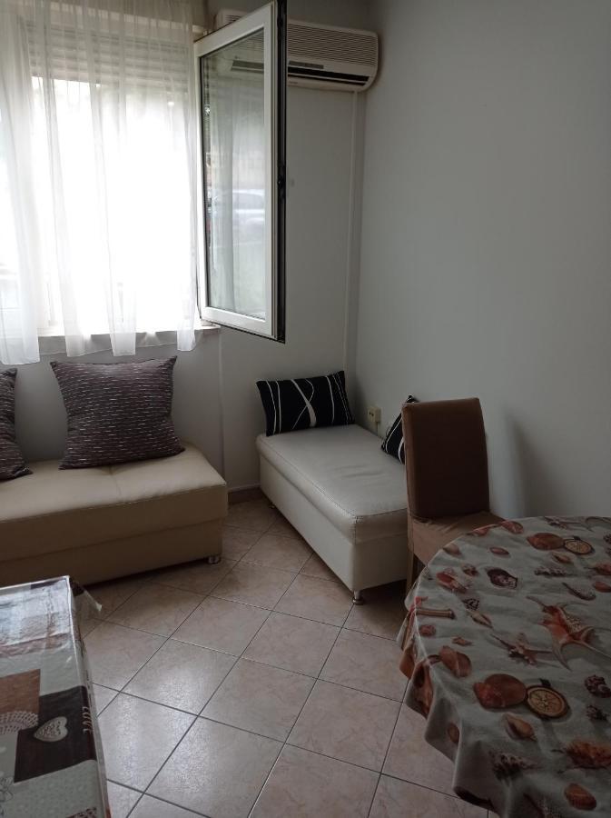 Nice And Cozy Two Single Bed Room Split Dış mekan fotoğraf