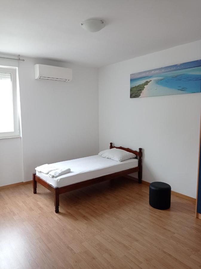 Nice And Cozy Two Single Bed Room Split Dış mekan fotoğraf